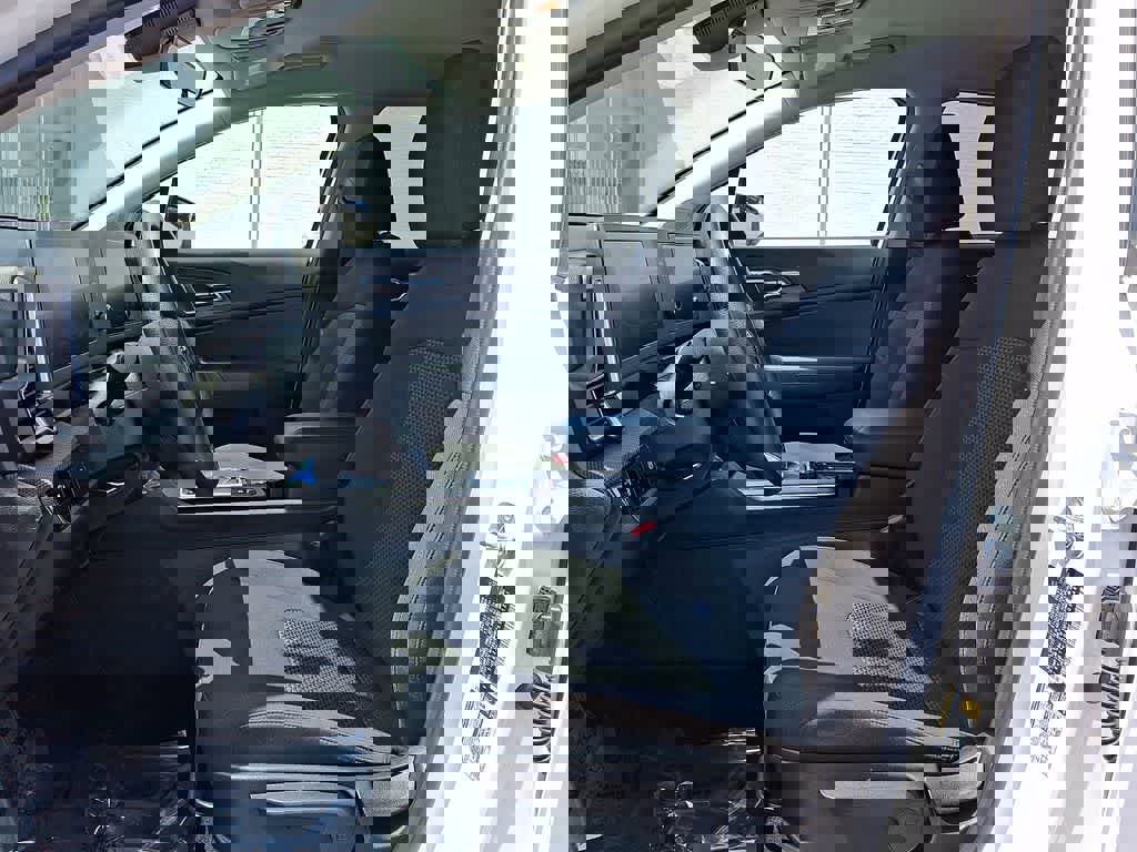 Used 2025 Kia Sportage LX image 13