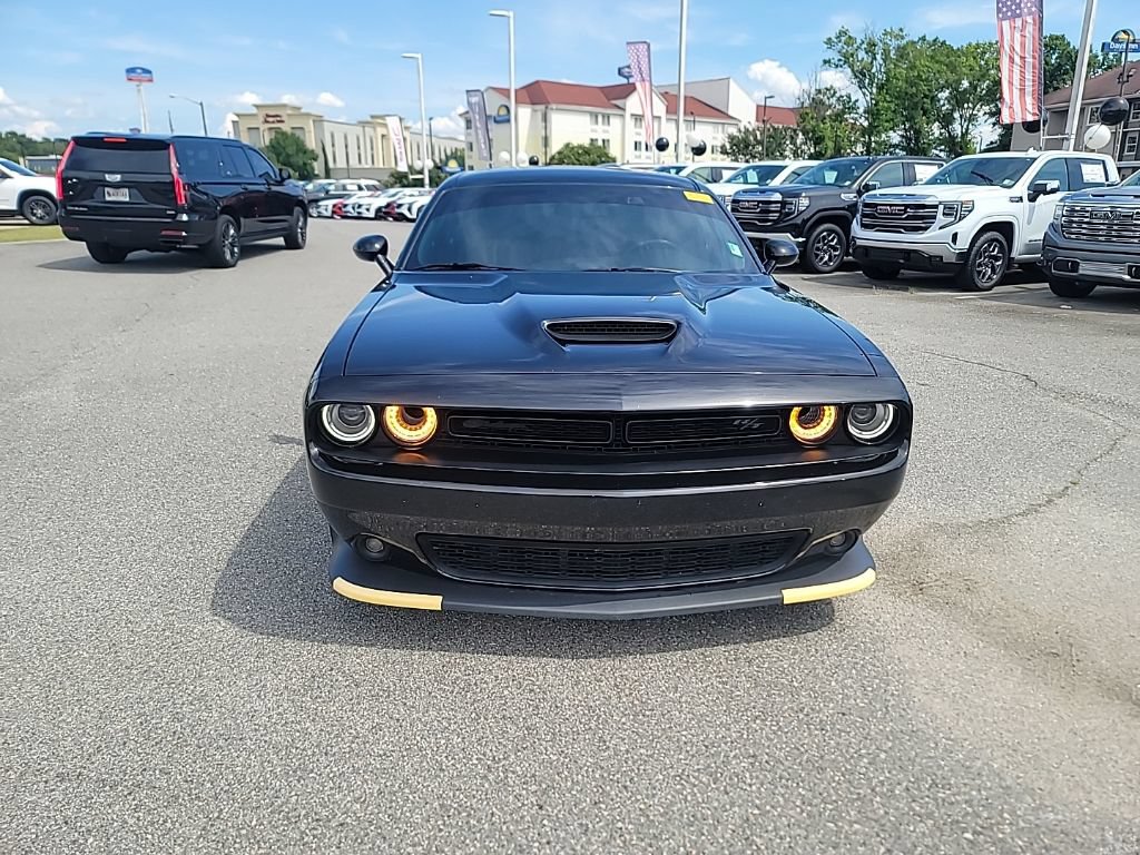 Used 2022 Dodge Challenger R/T w/ Plus Package RWD image 2