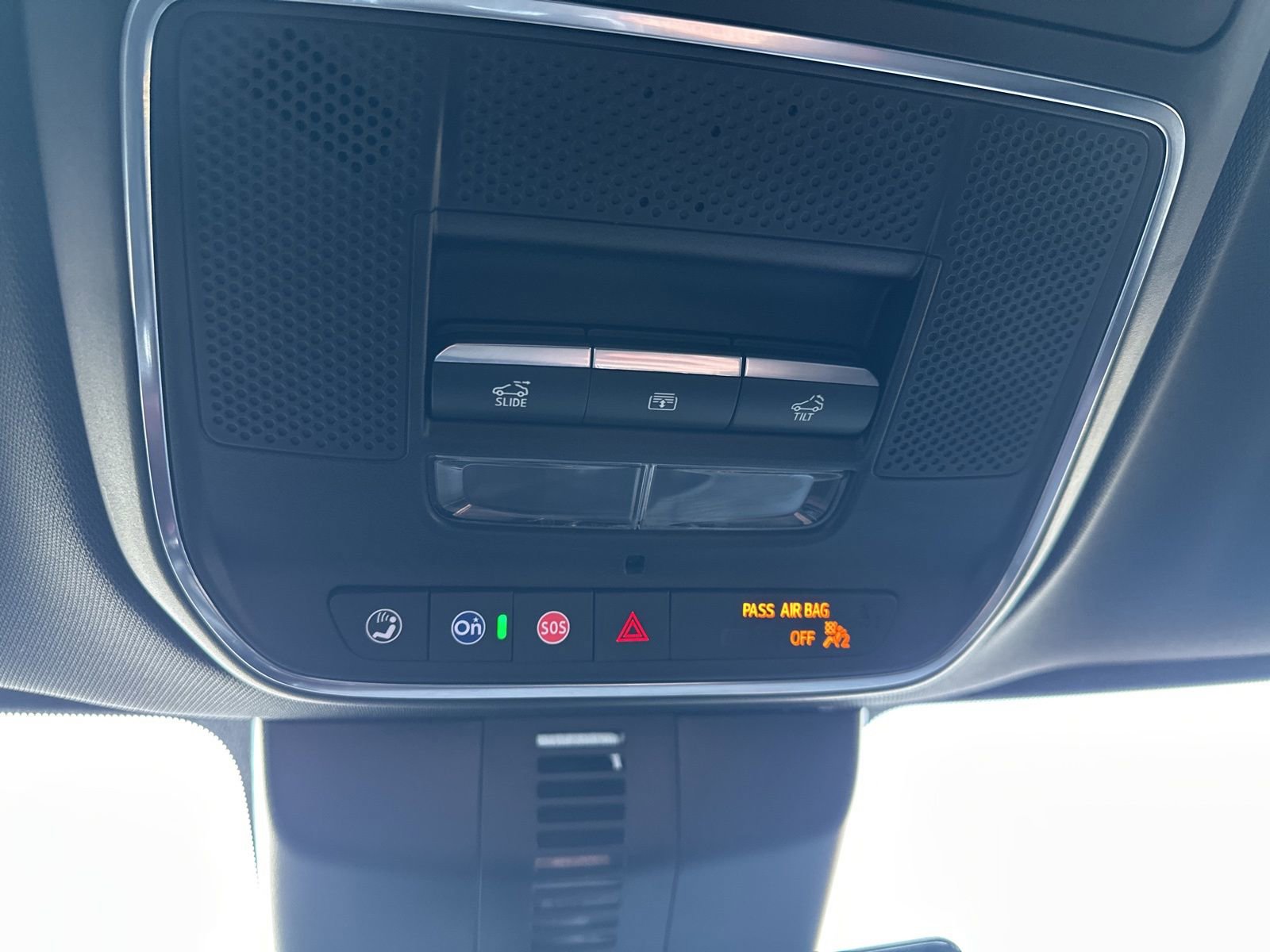 Used 2024 Chevrolet Traverse RS AWD/4WD image 86