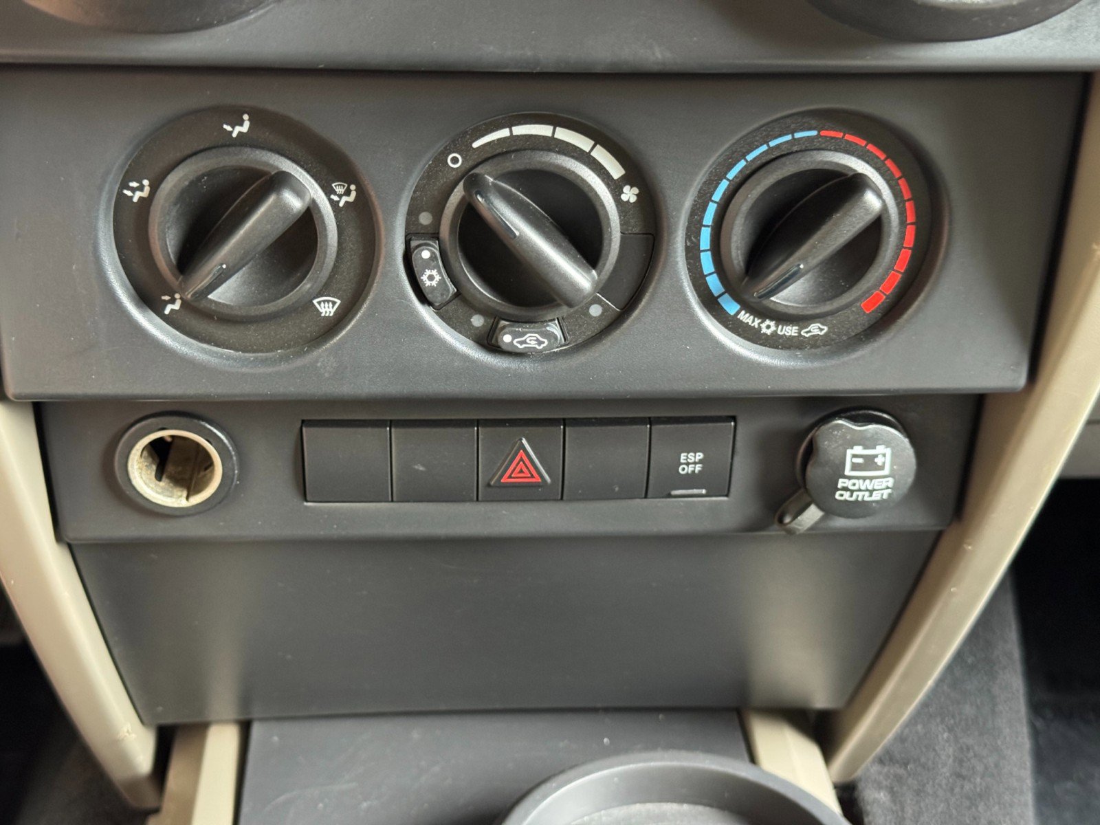 Used 2008 Jeep Wrangler X image 23