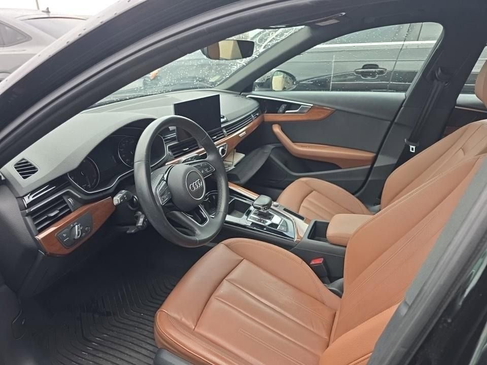 Used 2023 Audi A4 2.0T Premium w/ Convenience Package image 4