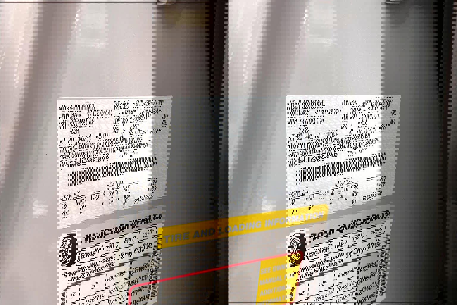 Used 2025 Lincoln Navigator Reserve image 35