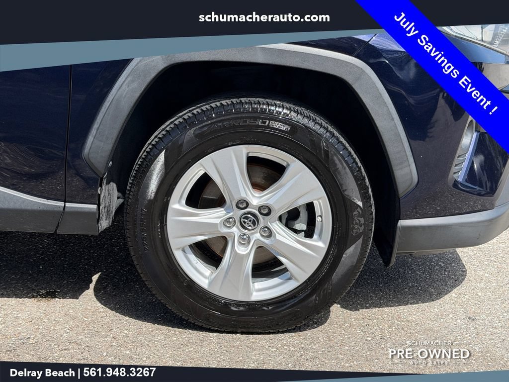 Used 2019 Toyota RAV4 XLE FWD image 9