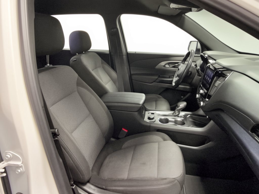 Used 2023 Chevrolet Traverse LT FWD image 30