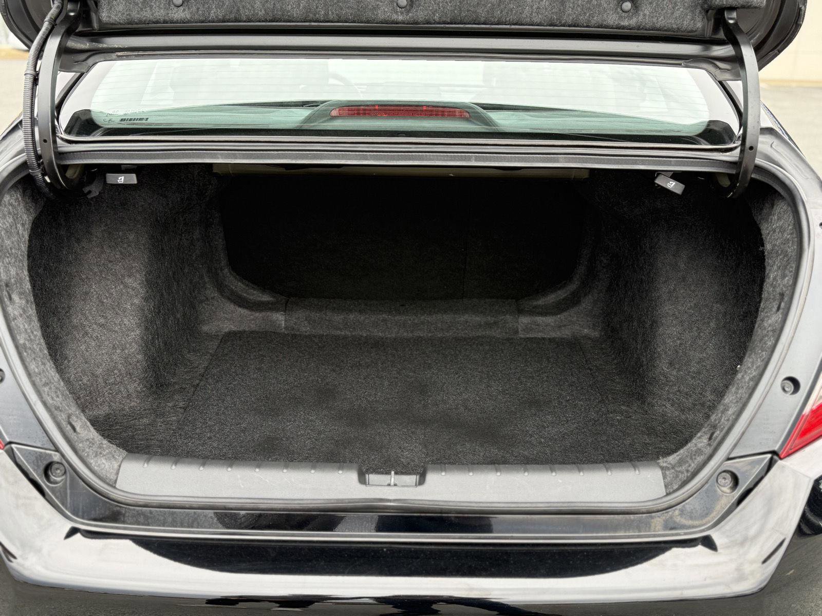 Used 2018 Honda Civic EX image 10