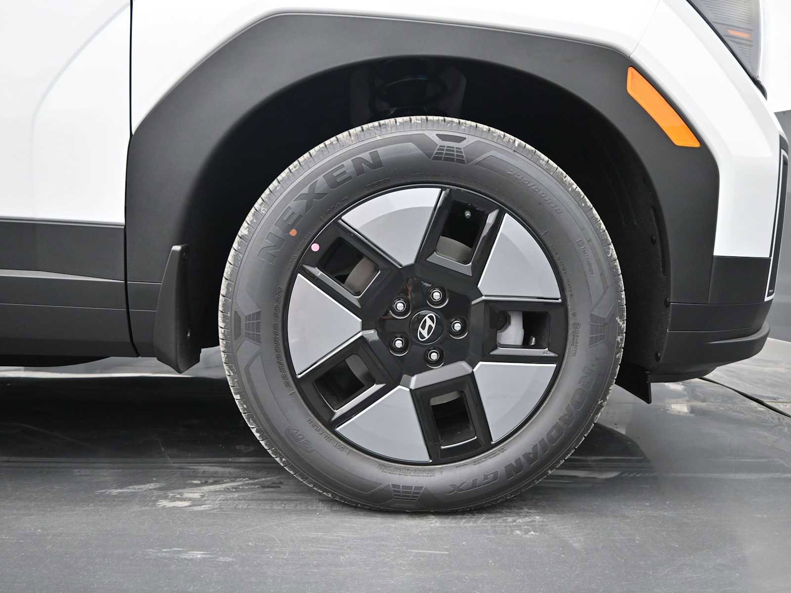 New 2026 Hyundai Santa Fe SE image 10