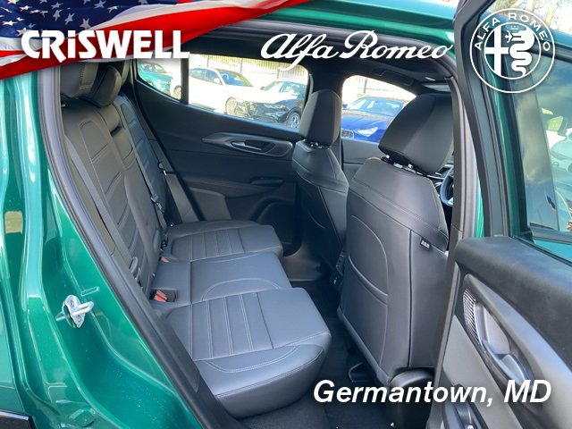 New 2025 Alfa Romeo Tonale w/ Premium Package image 40