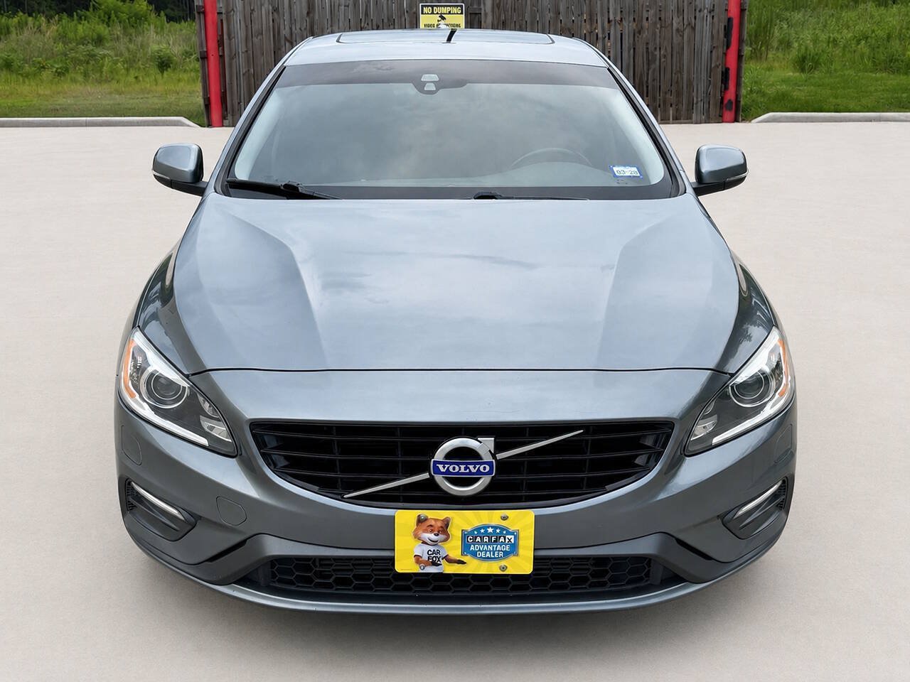 Used 2017 Volvo S60 T5 Dynamic FWD image 2