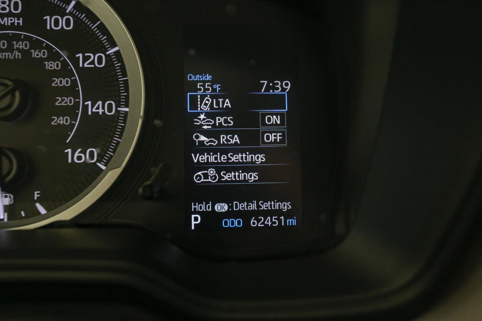 Used 2022 Toyota Corolla LE image 33