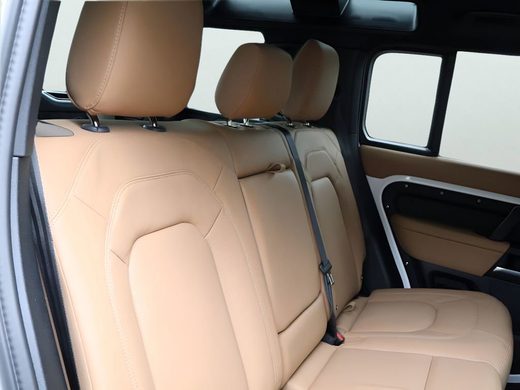 New 2026 Land Rover Defender 110 S AWD/4WD image 12