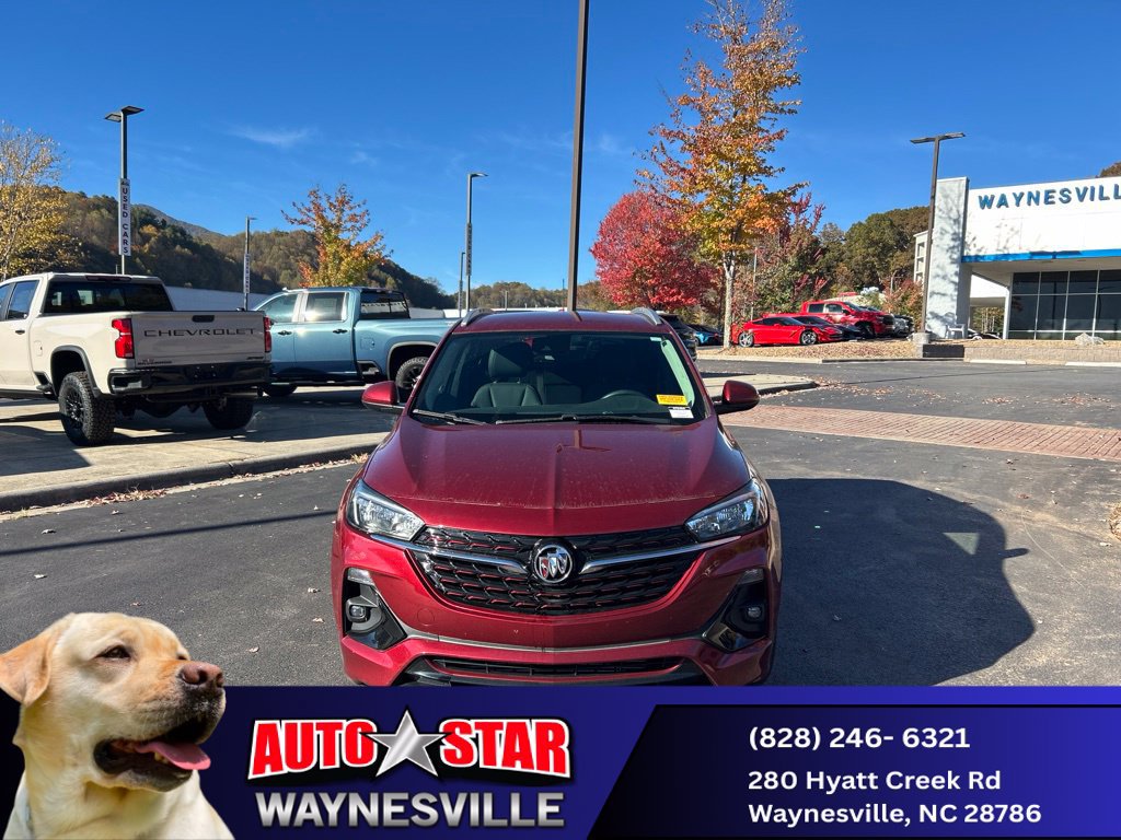 Used 2023 Buick Encore GX Select w/ Sport Touring Package FWD image 2