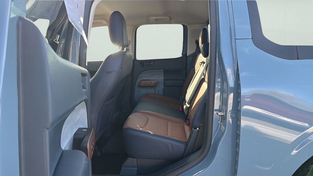 Used 2023 Ford Maverick Lariat w/ Equipment Group 500A Standard image 18