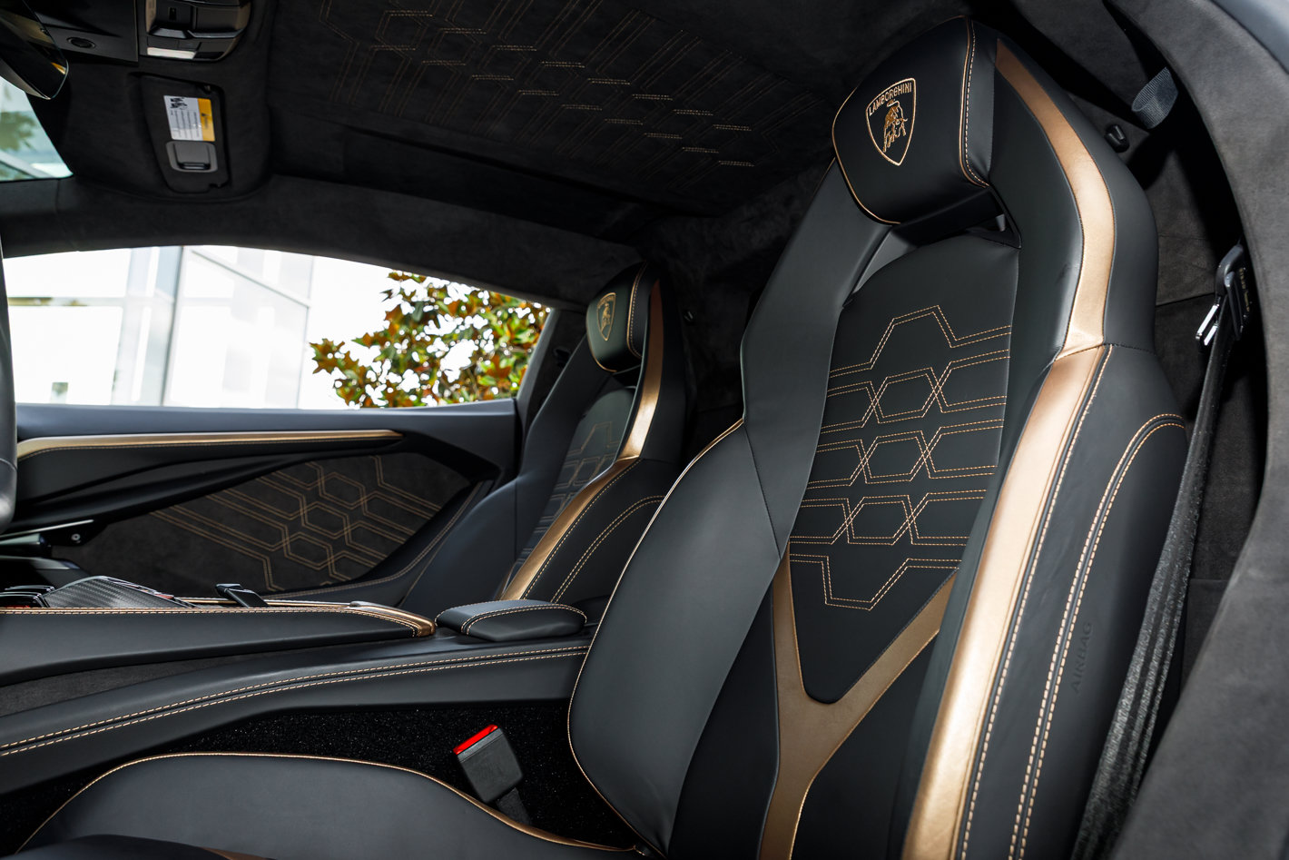 Used 2024 Lamborghini Revuelto AWD/4WD image 65