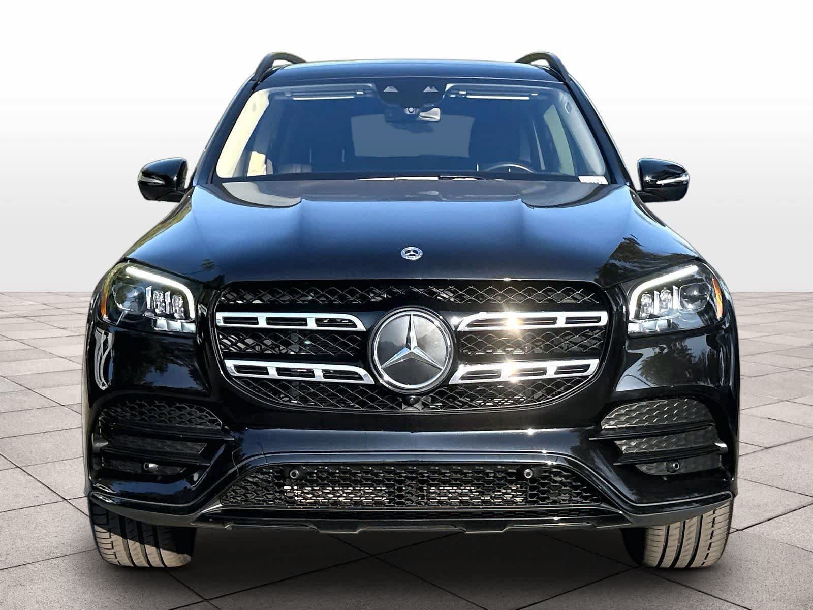 Used 2022 Mercedes-Benz GLS 450 4MATIC image 3