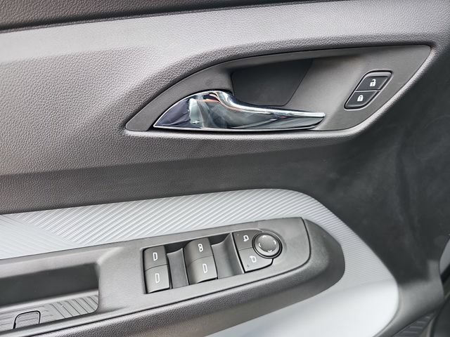 New 2027 Chevrolet Bolt LT w/ Comfort Package FWD image 22