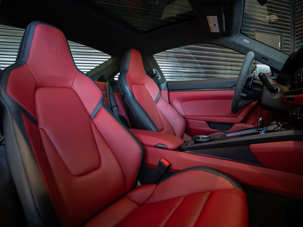 Certified 2026 Porsche 911 Carrera GTS RWD image 28
