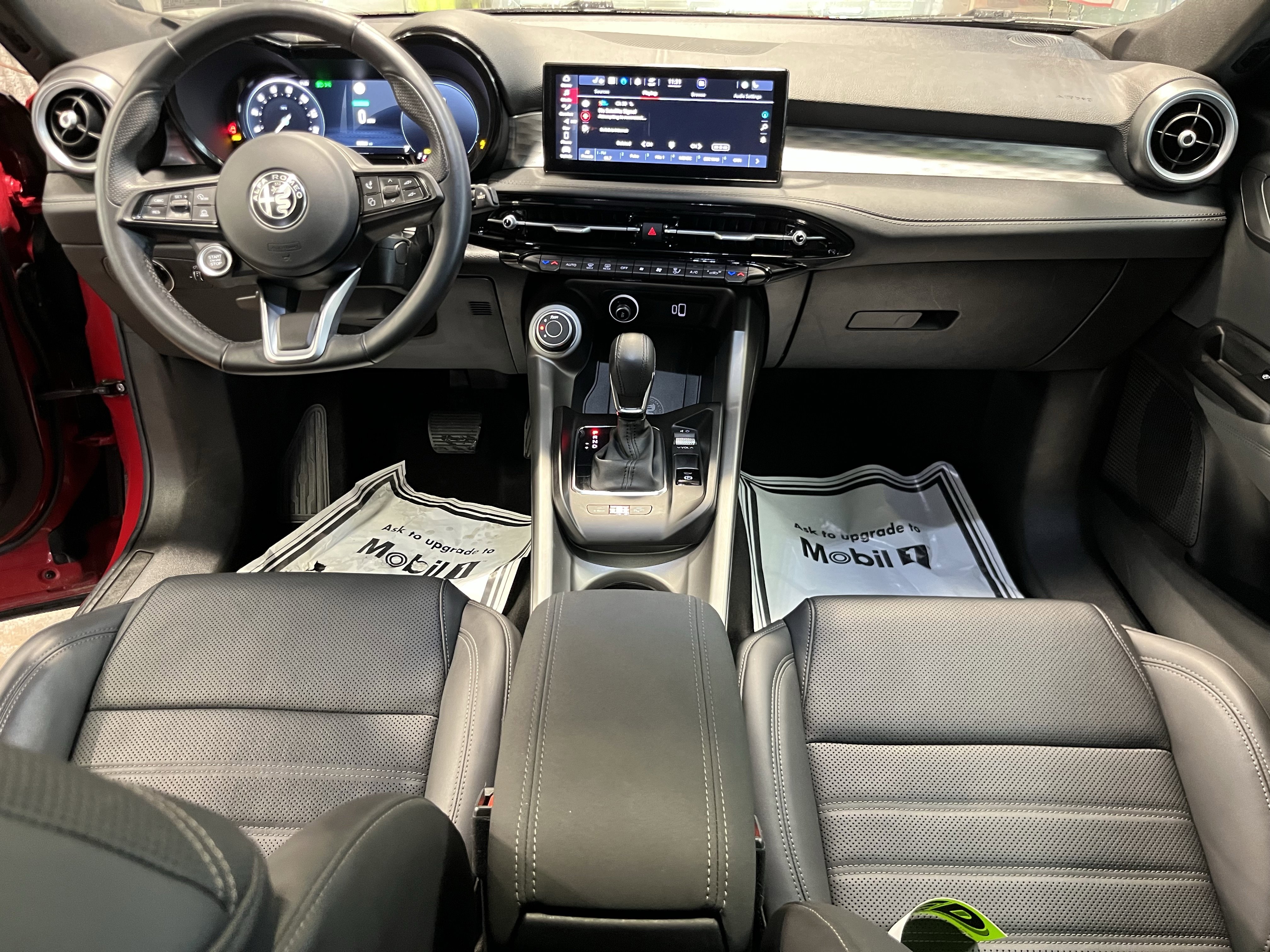 Used 2024 Alfa Romeo Tonale Ti w/ Premium Interior Package image 8