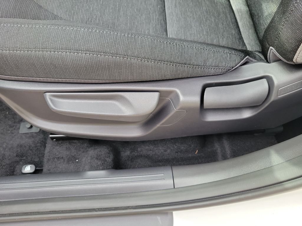 New 2027 Kia Seltos LX FWD image 23