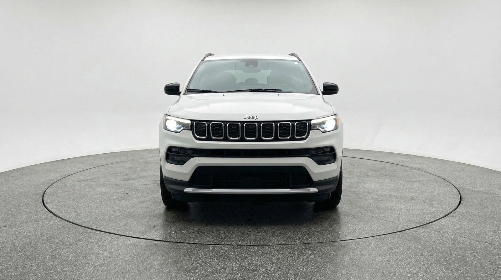 Used 2025 Jeep Compass Limited image 2