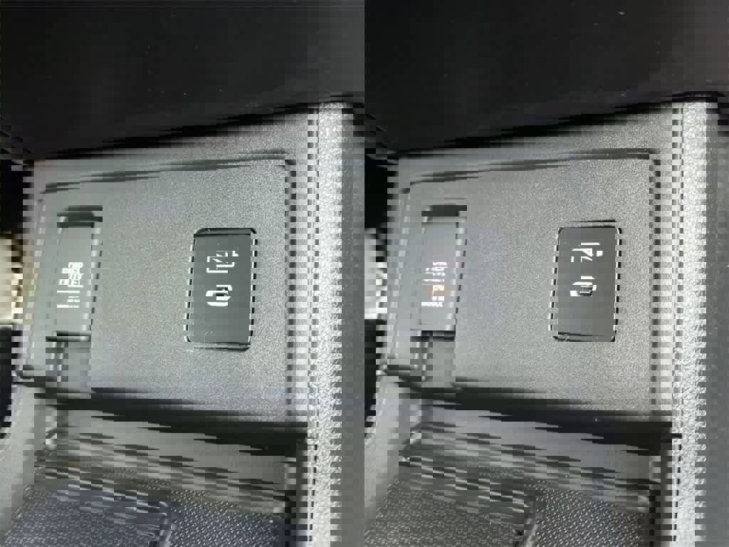 Used 2023 Acura RDX A-Spec image 24