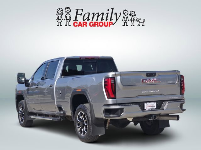 Used 2025 GMC Sierra 3500 Denali AWD/4WD image 3