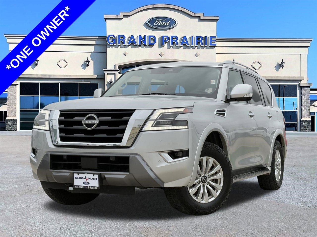 Used 2024 Nissan Armada SV RWD image 1