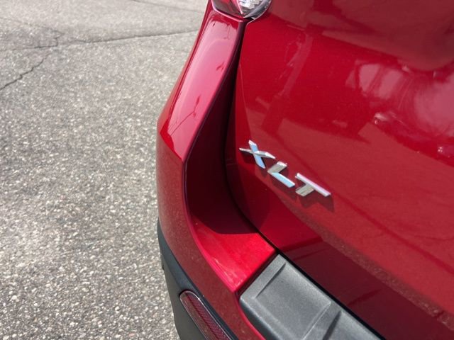 Certified 2022 Ford Explorer XLT w/ Equipment Group 202A image 25