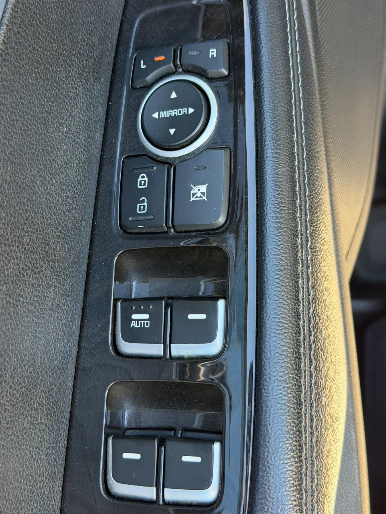 Used 2017 Kia Sorento LX FWD image 16