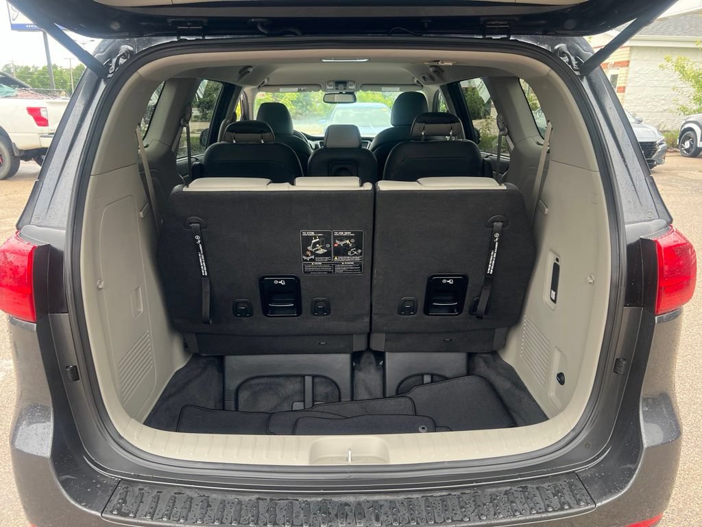 Used 2017 Kia Sedona EX FWD image 10