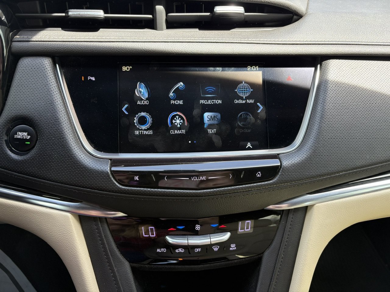 Certified 2018 Cadillac XT5 FWD image 10