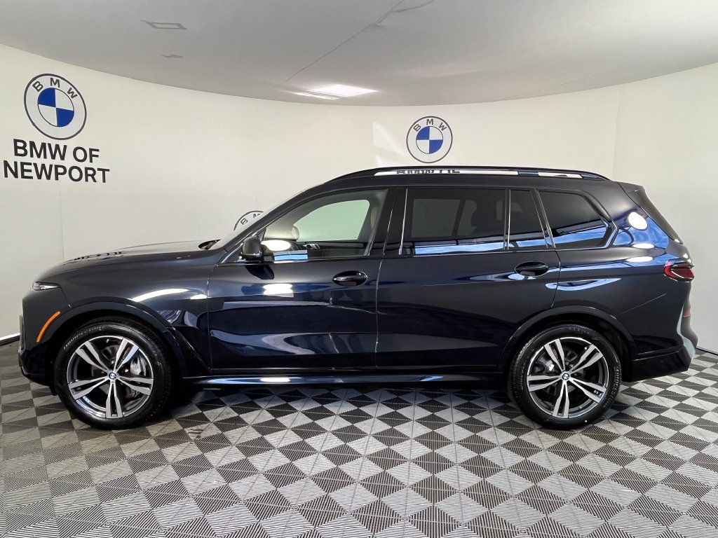 Used 2024 BMW X7 xDrive40i AWD/4WD image 13