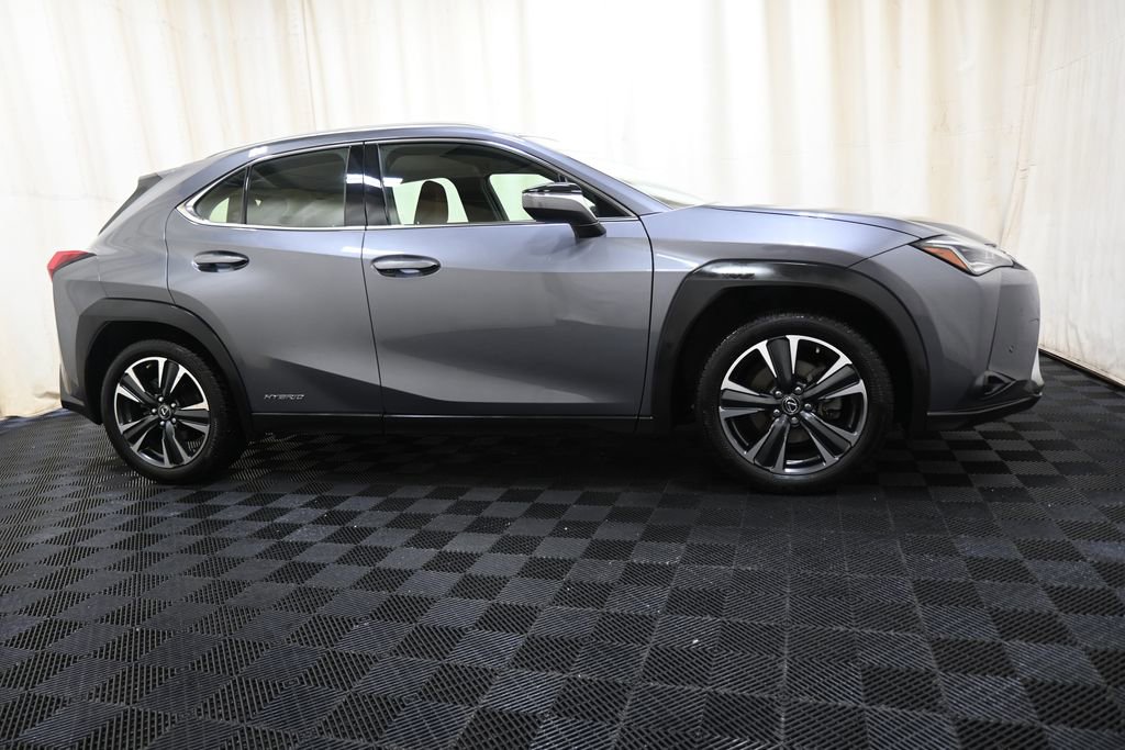 Used 2021 Lexus UX 250h w/ Premium Package AWD/4WD image 18