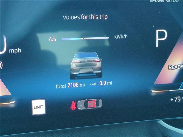 Used 2025 BMW i7 xDrive60 RWD image 11