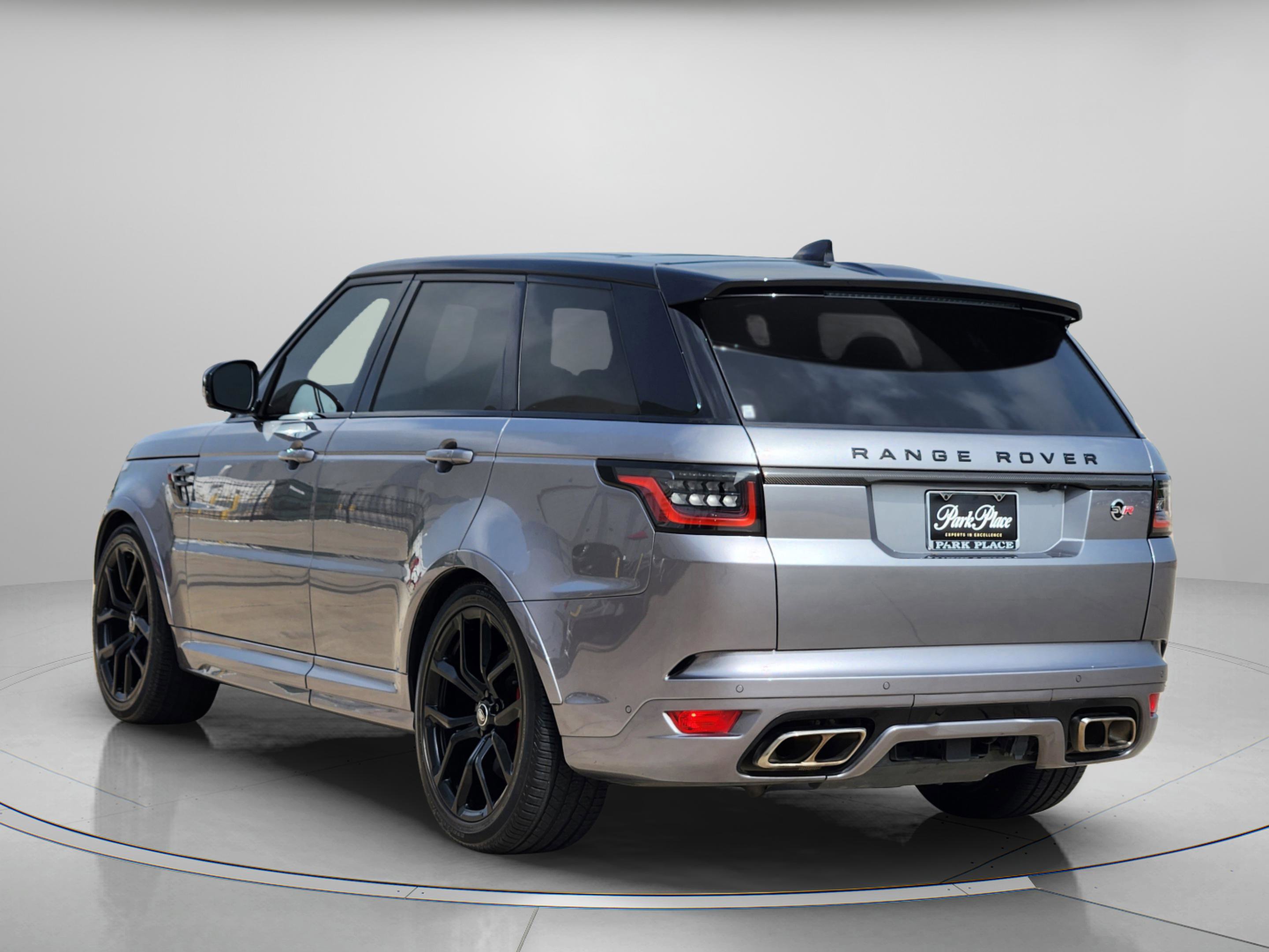 Used 2022 Land Rover Range Rover Sport SVR AWD/4WD image 3