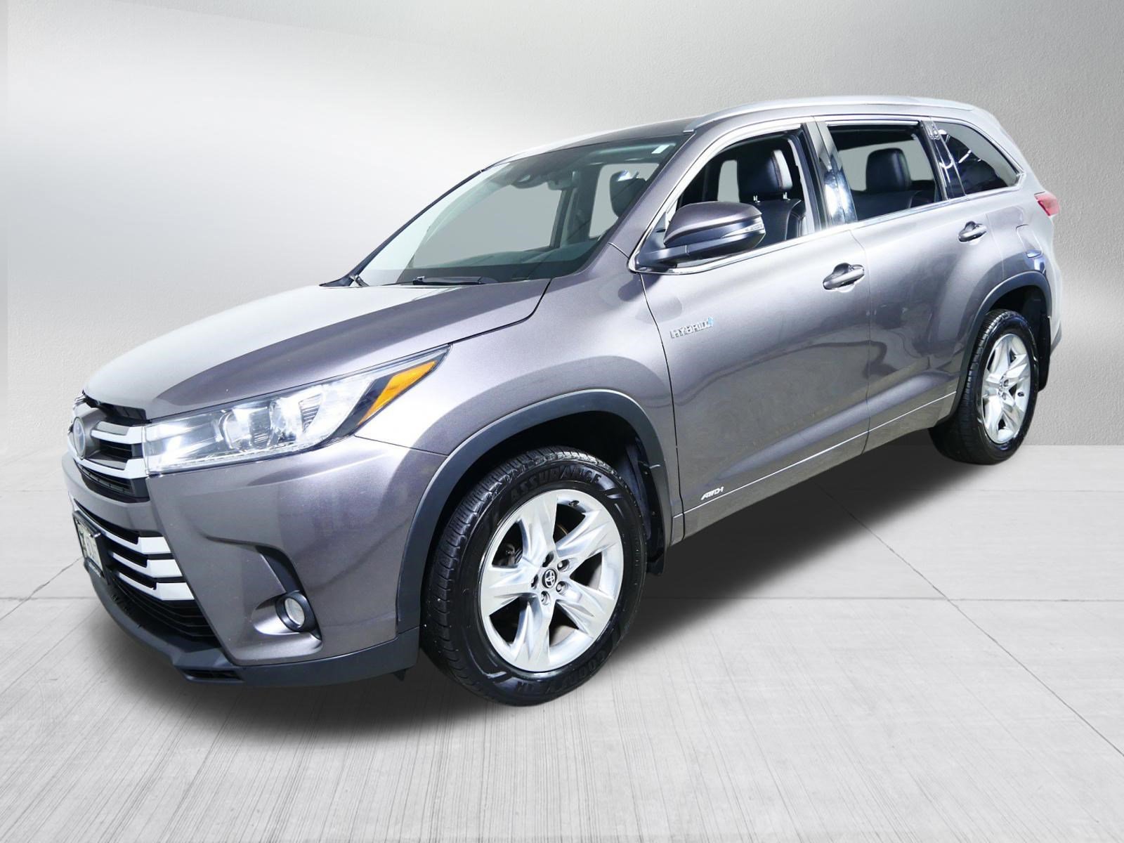 Used 2017 Toyota Highlander Limited AWD/4WD image 3