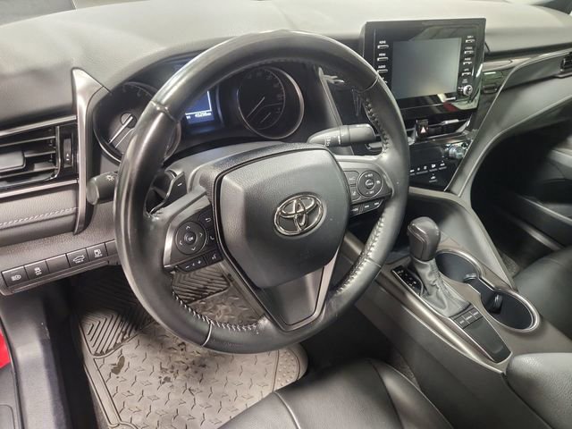 Used 2022 Toyota Camry SE w/ Convenience Package FWD image 10