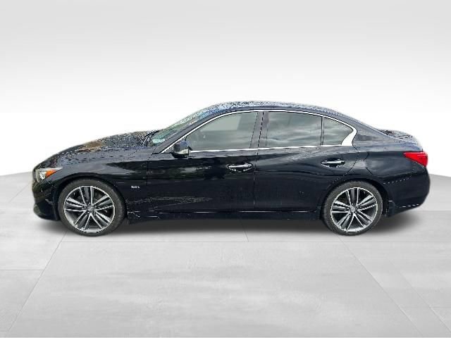 Used 2016 INFINITI Q50 3.0t Premium w/ Driver Assistance Package AWD/4WD image 3
