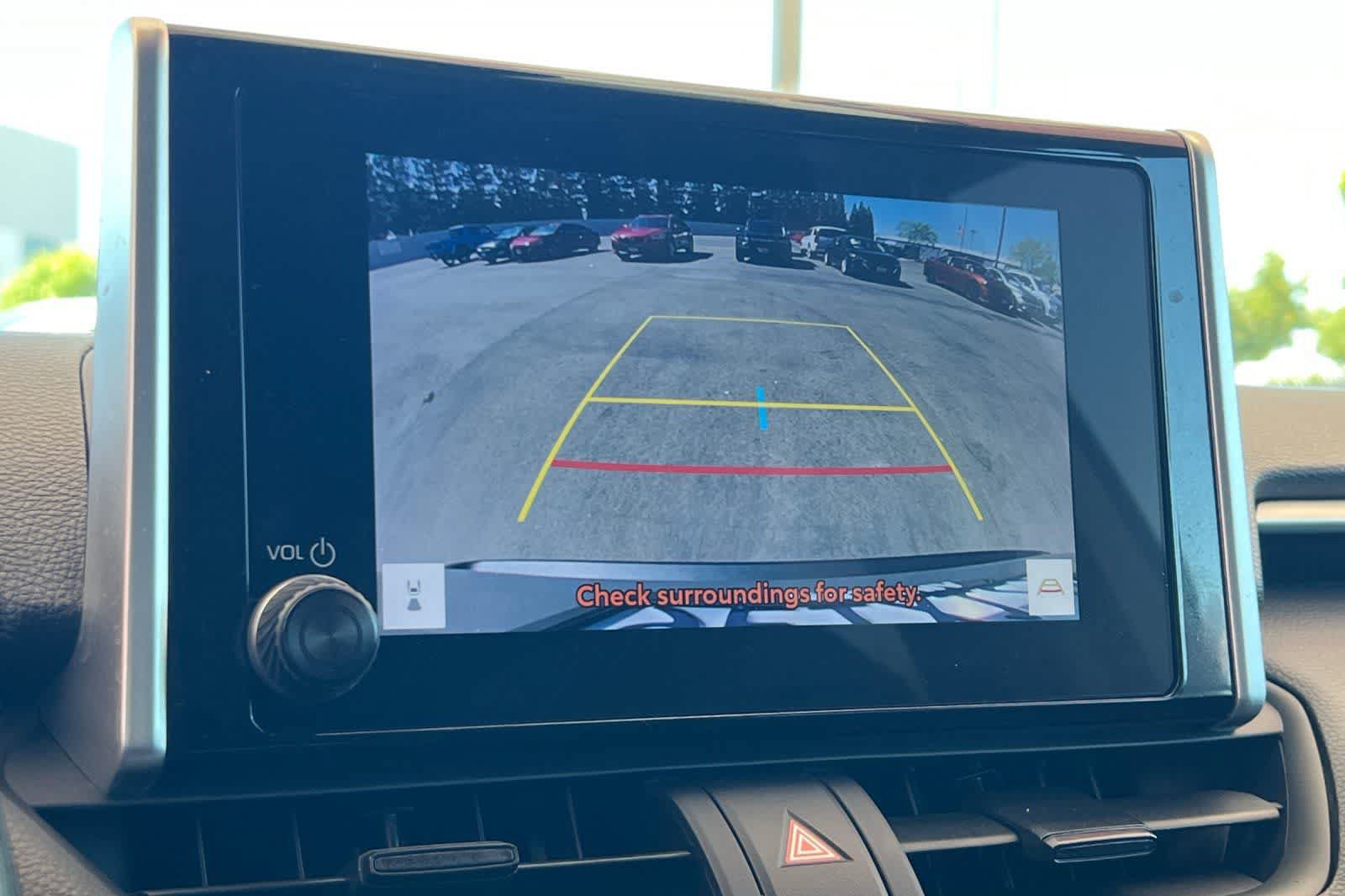 Used 2023 Toyota RAV4 XLE FWD image 21