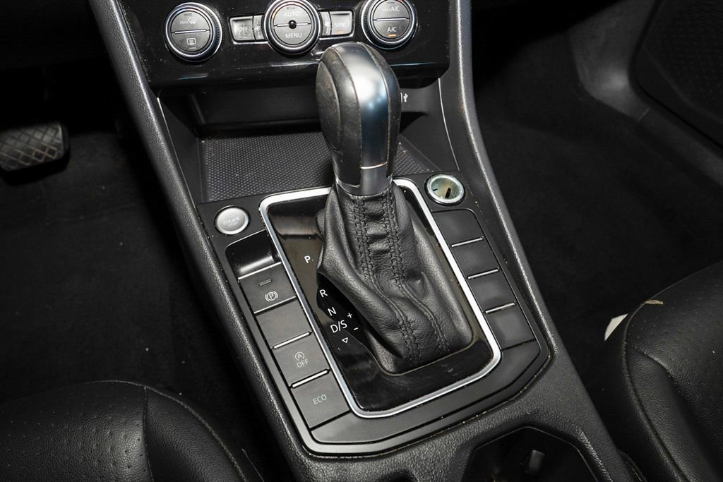 Used 2019 Volkswagen Jetta SE FWD image 18