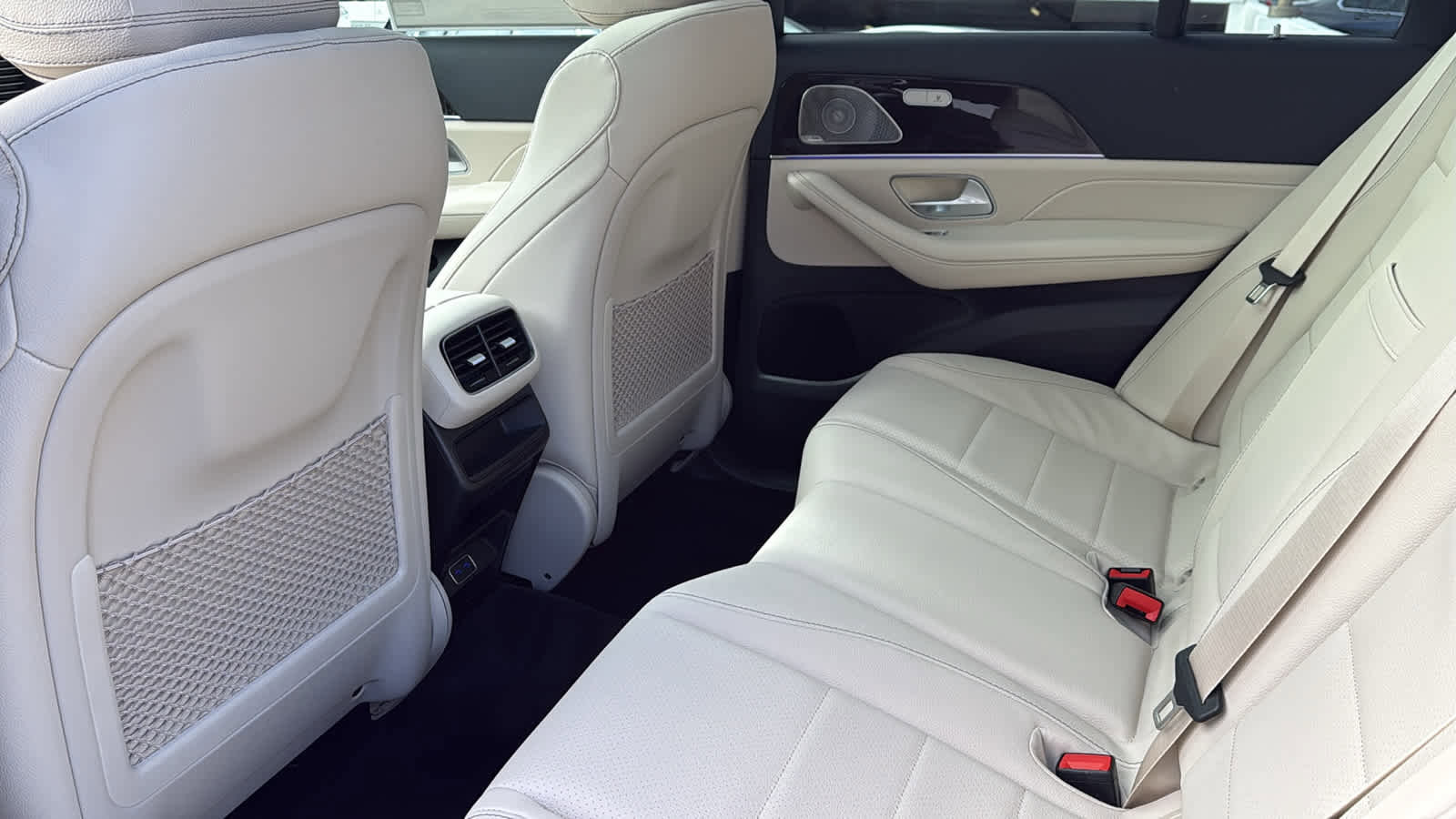 New 2026 Mercedes-Benz GLE 450 4MATIC image 32