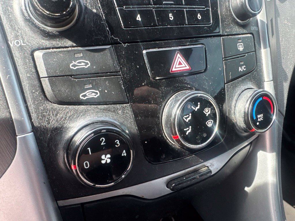 Used 2014 Hyundai Sonata GLS FWD image 14