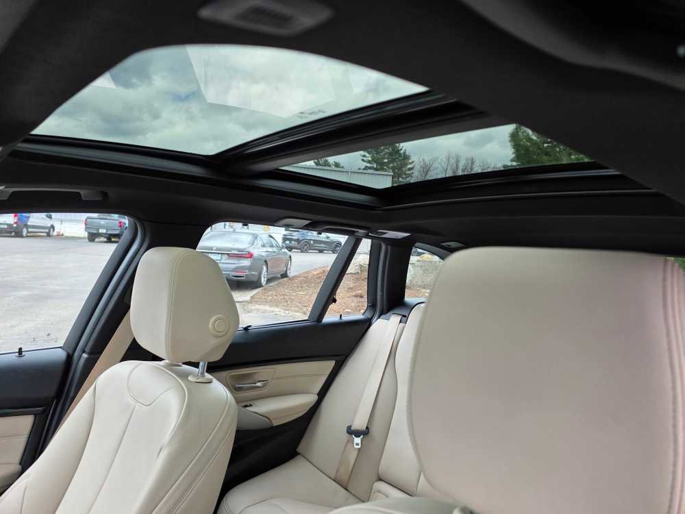 Used 2016 BMW 328i xDrive Wagon image 15