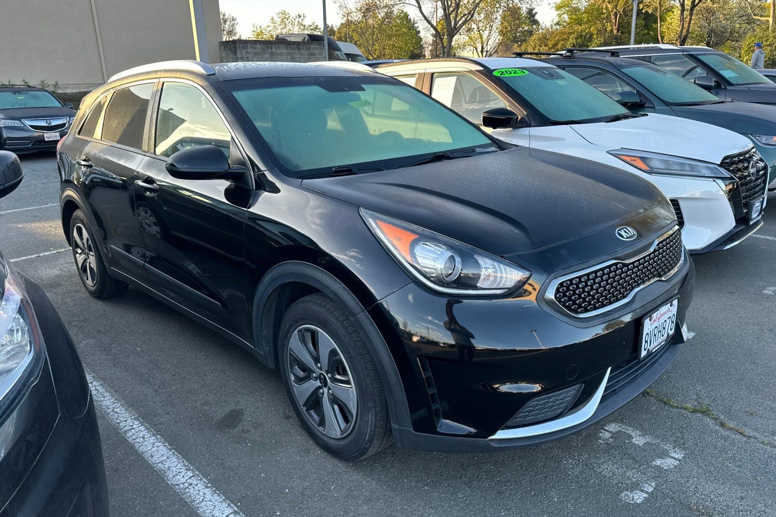 Used 2018 Kia Niro LX w/ Paint Protection Package image 2