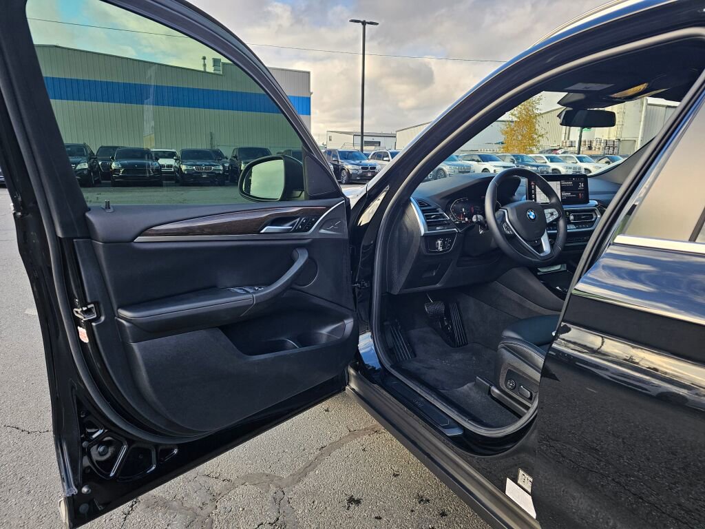 Used 2024 BMW X3 xDrive30i image 21