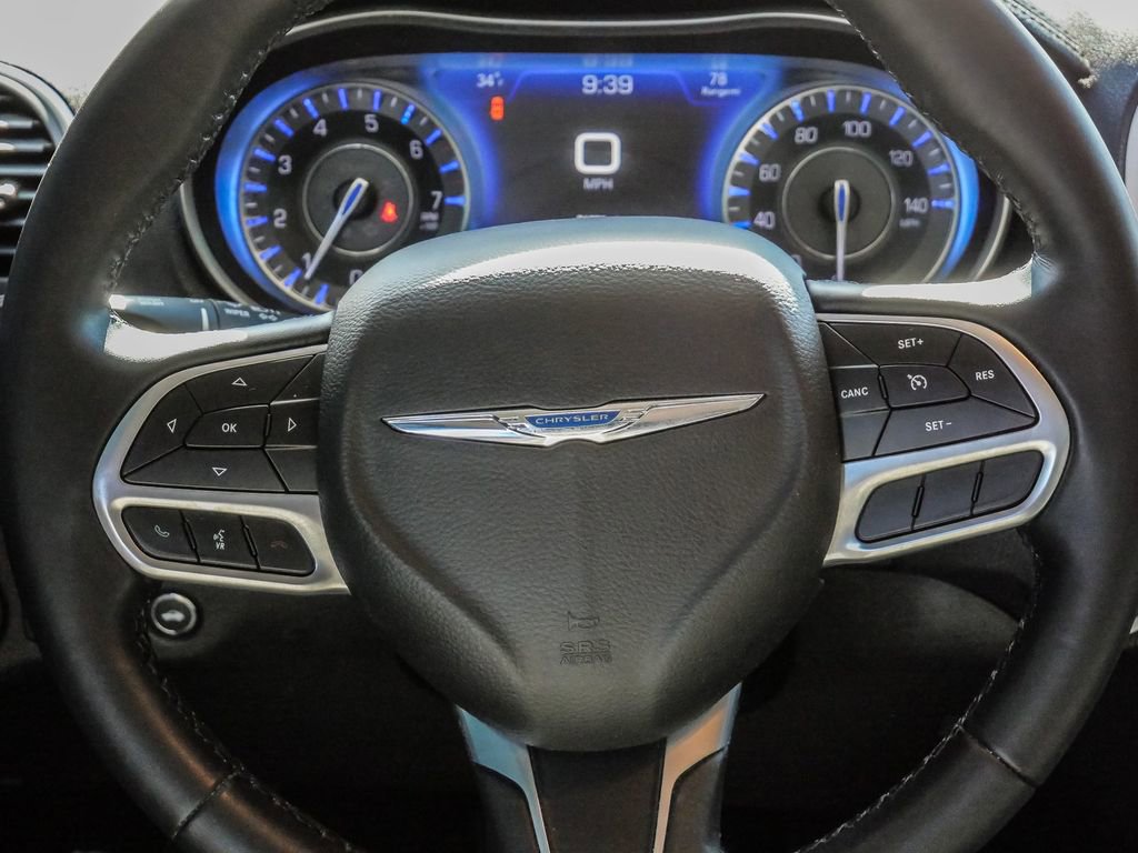 Used 2022 Chrysler 300 Touring L RWD image 24