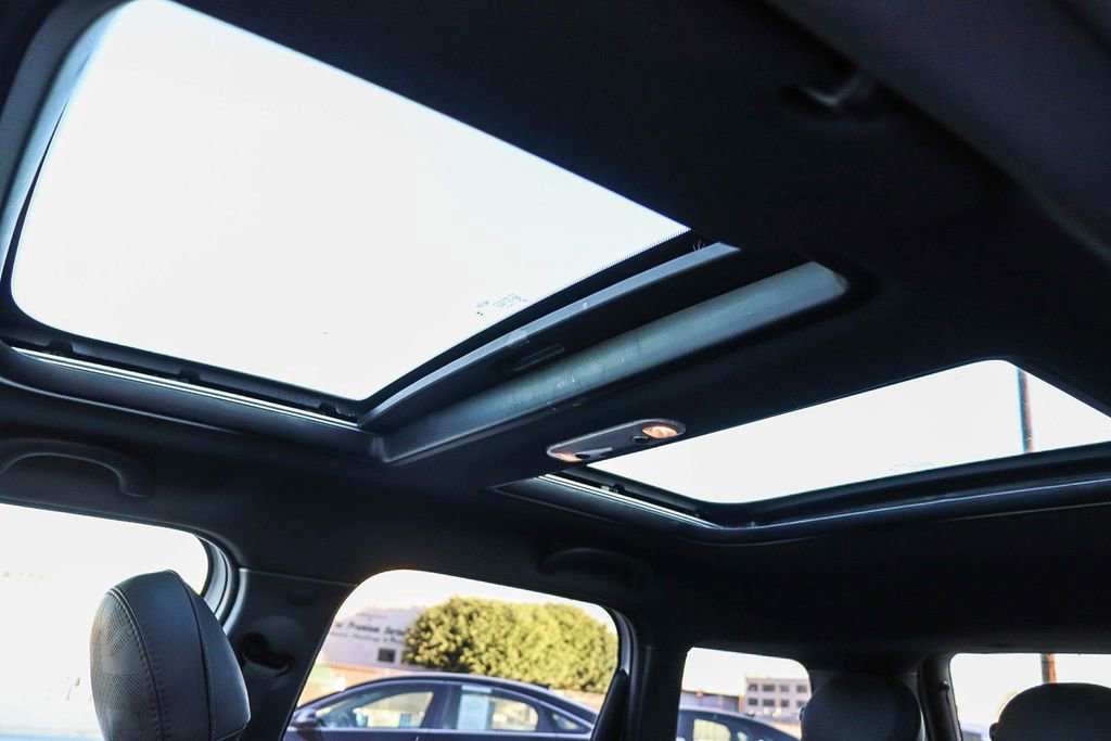 Used 2023 MINI Cooper Countryman SE w/ Storage Package image 31