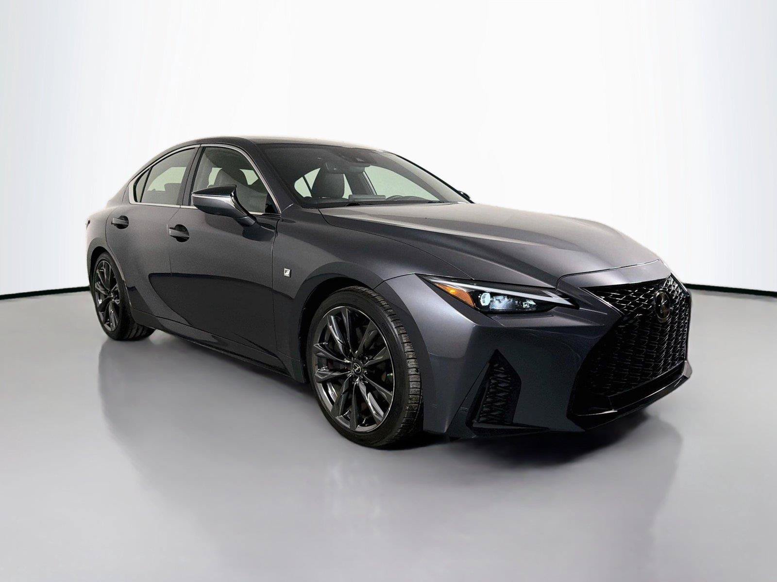 Used 2022 Lexus IS 350 F Sport RWD image 3