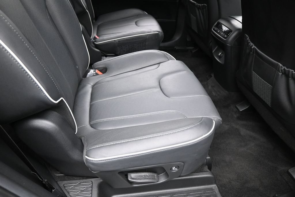 Used 2025 Hyundai Palisade SEL FWD image 40