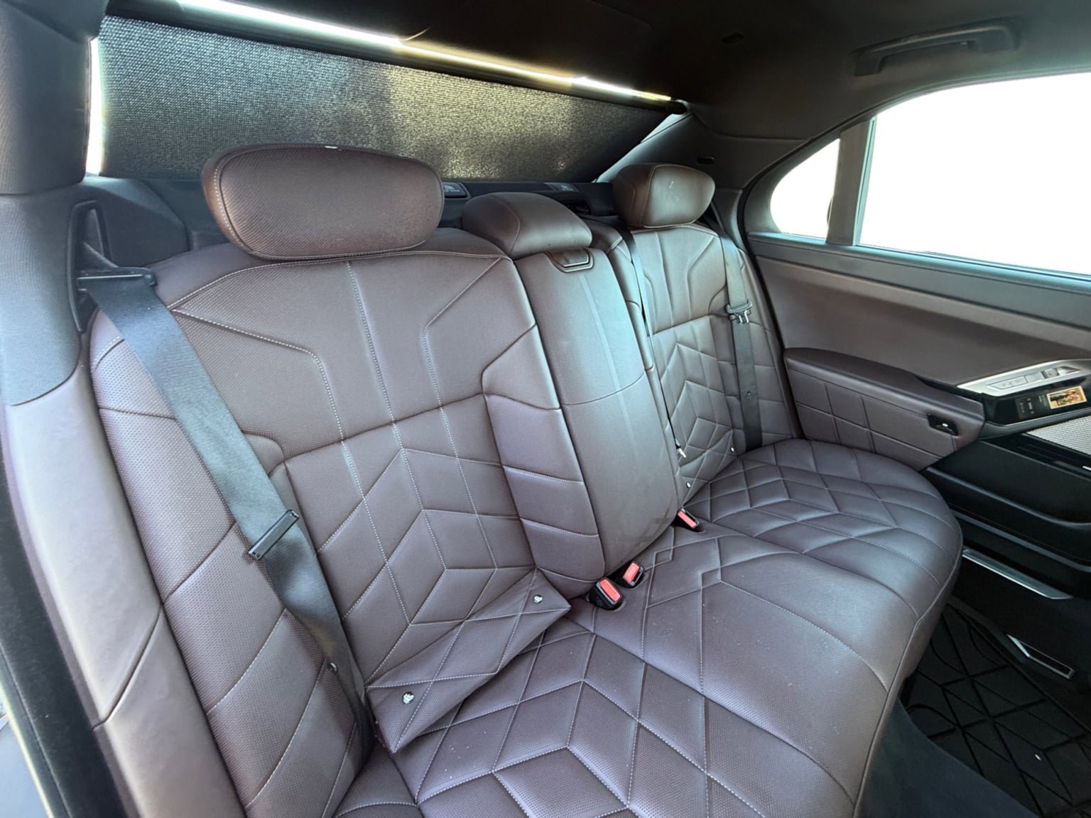 Used 2023 BMW 740i RWD image 18