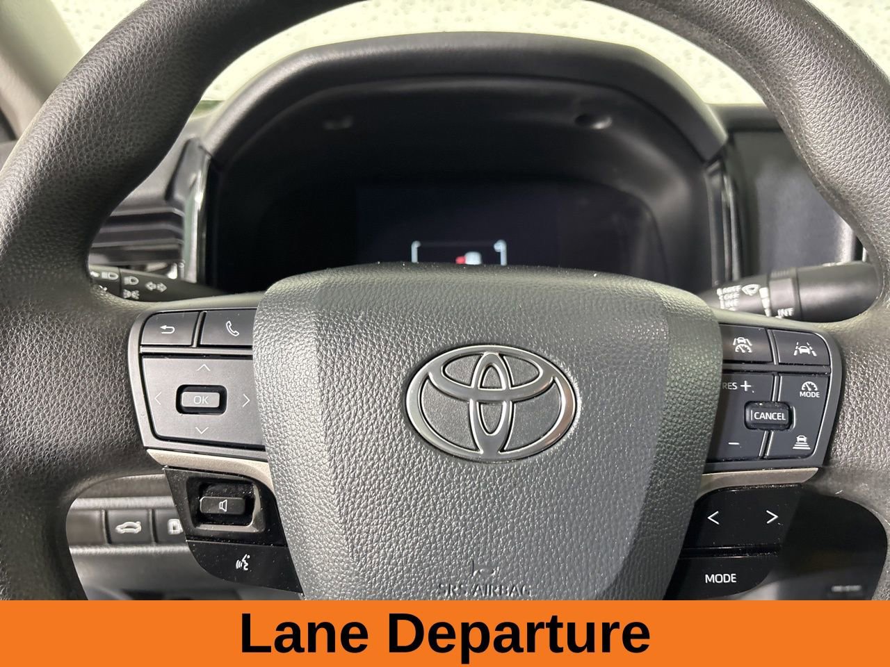 Used 2025 Toyota Camry SE FWD image 12